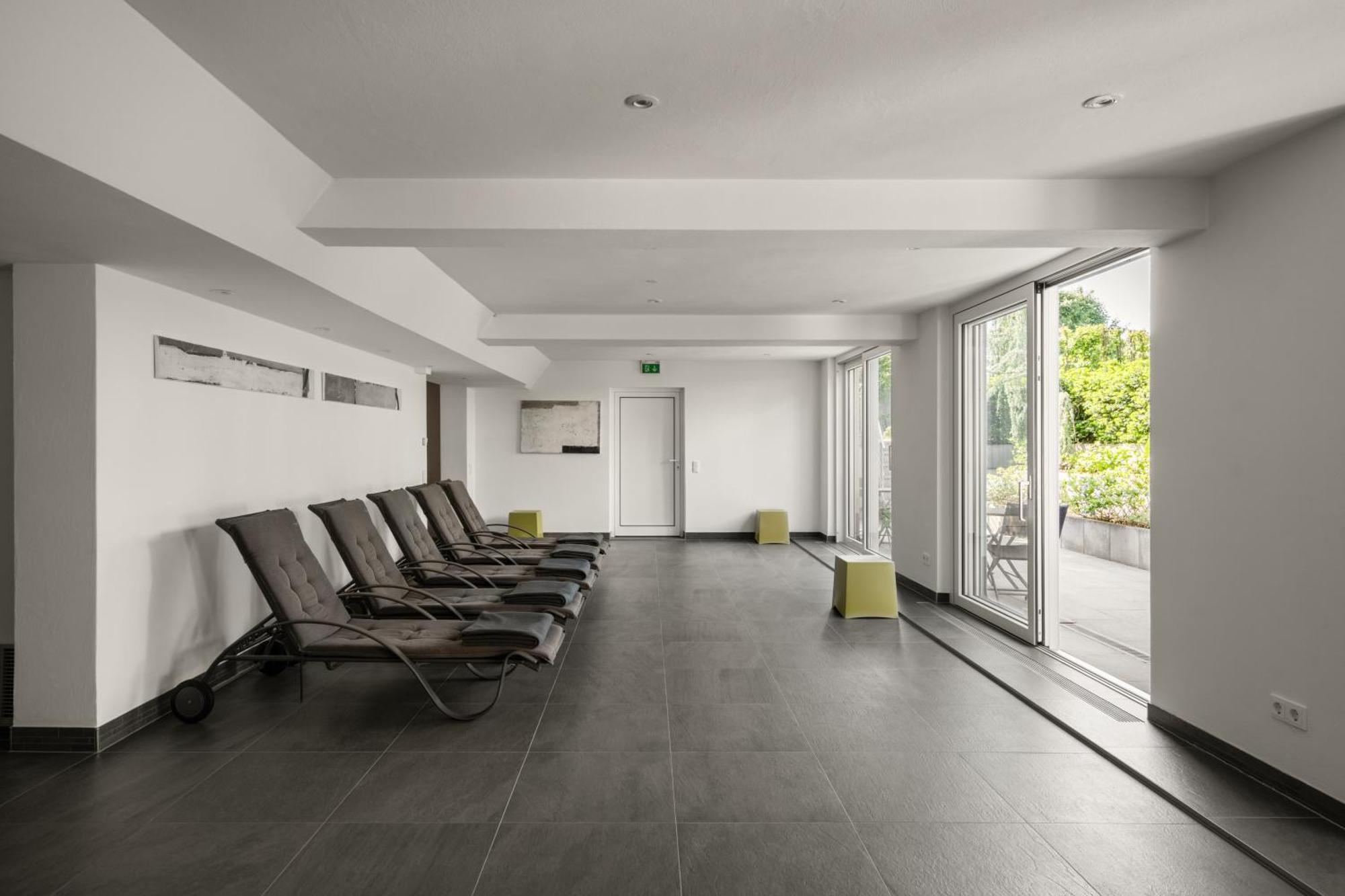 Kirchers Park & Wellnesshotel Kaiserstuhl Garni Endingen am Kaiserstuhl Bagian luar foto